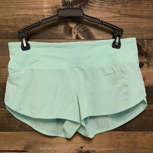 Short Lululemon shorts